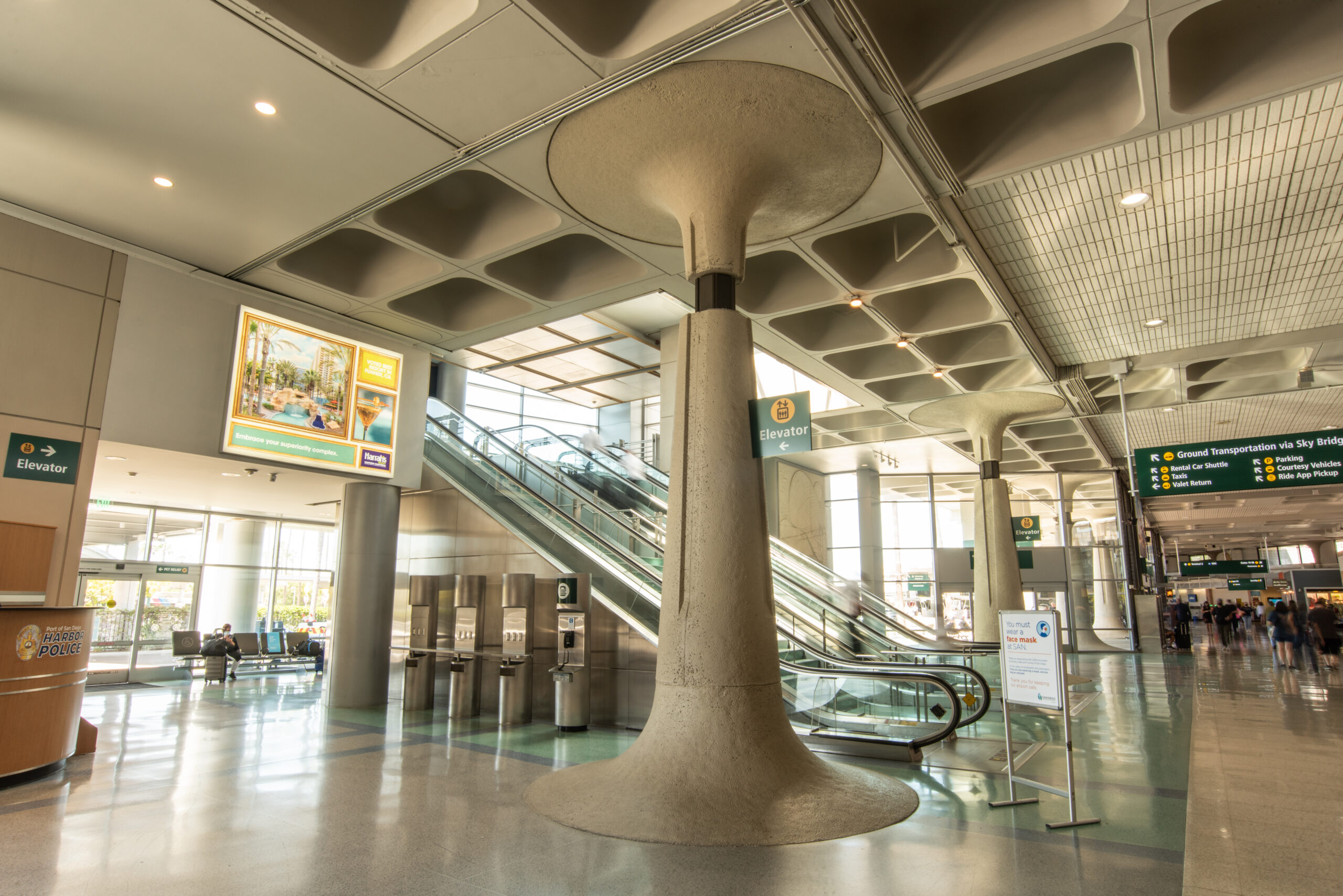 Terminal 1 opened in 1967 - Interior terminal lobby